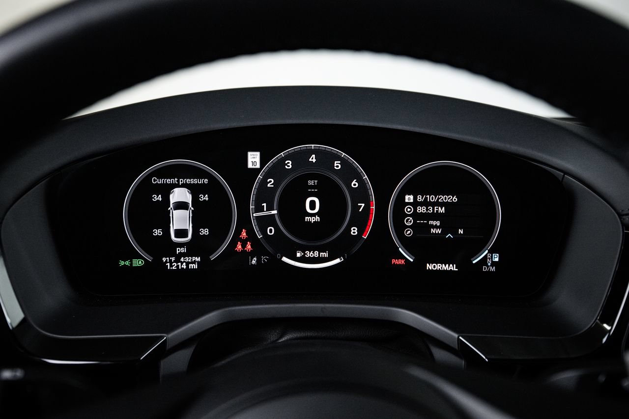 Certified 2026 Porsche Panamera GTS AWD/4WD image 15