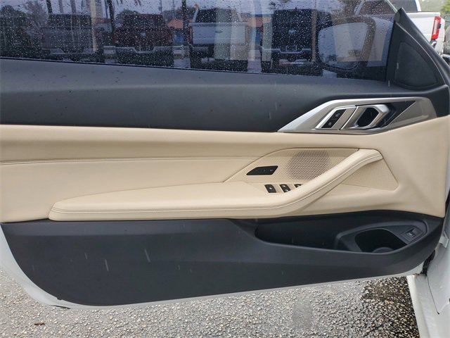 Used 2022 BMW 430i Convertible image 10