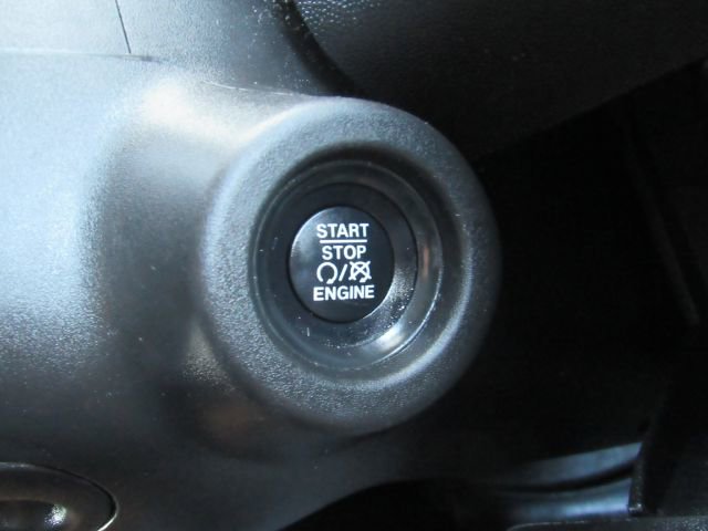 Used 2023 RAM ProMaster 2500 image 32