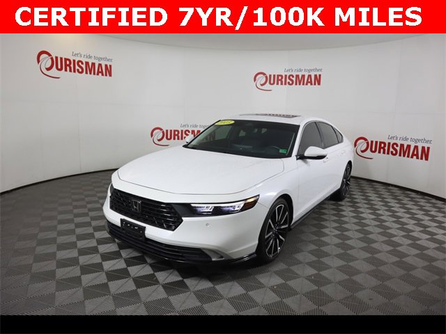 Used 2023 Honda Accord Touring image 2