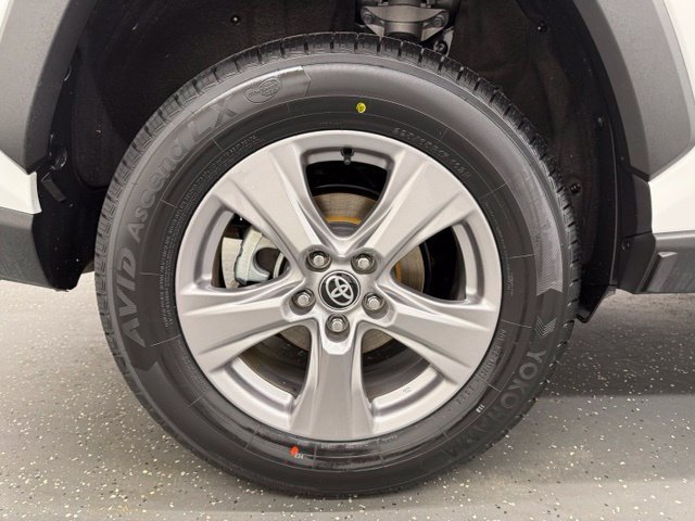 Certified 2025 Toyota RAV4 XLE AWD/4WD image 21