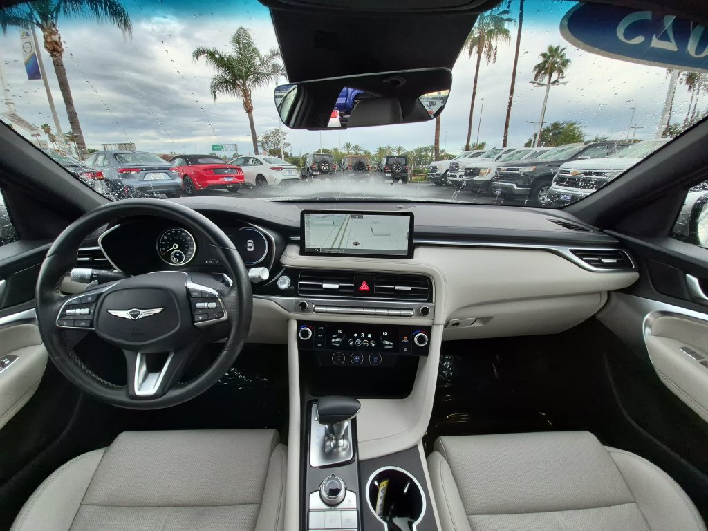 Used 2025 Genesis G70 2.5T RWD image 27