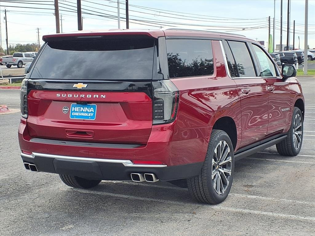 New 2026 Chevrolet Suburban High Country image 4