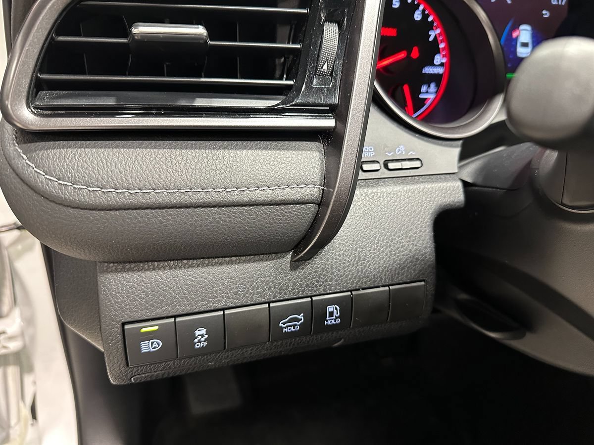 Used 2022 Toyota Camry XSE w/ Carpet Mat Package (TMS) FWD image 28