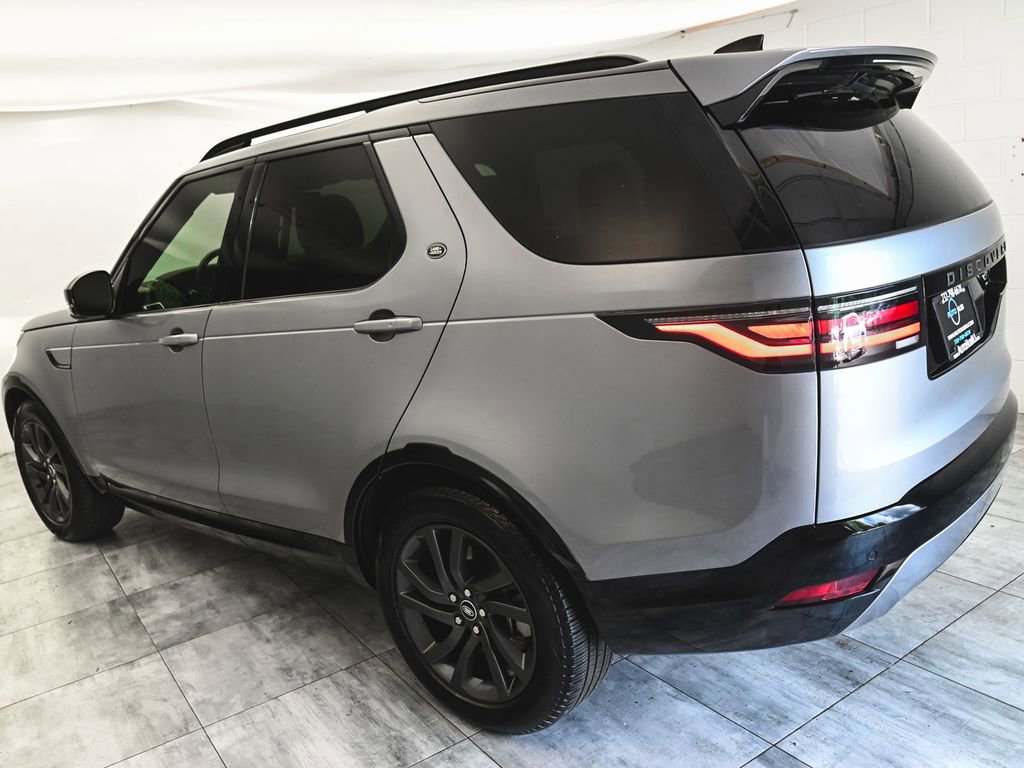 Used 2022 Land Rover Discovery S R-Dynamic AWD/4WD image 4