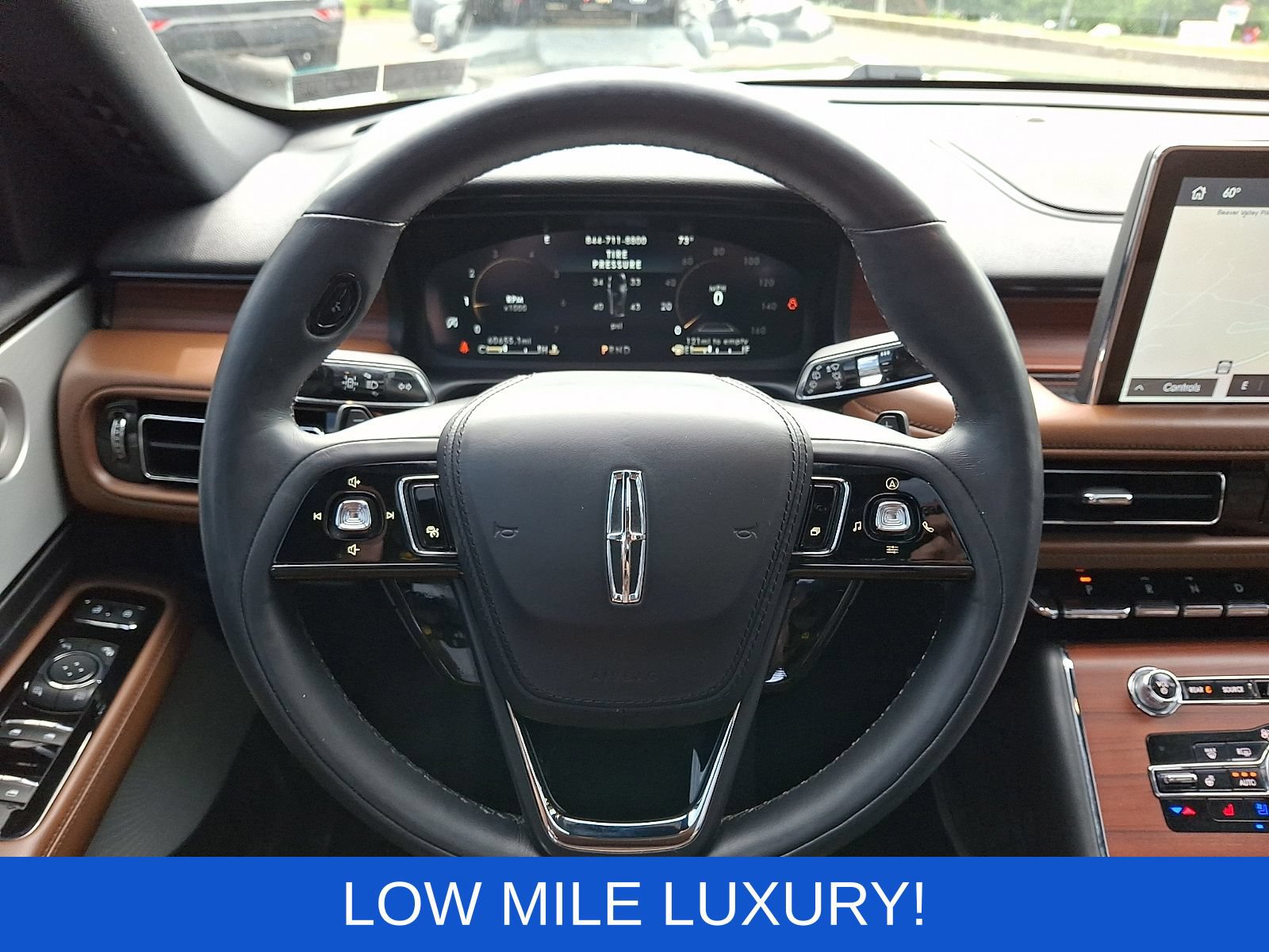Used 2021 Lincoln Aviator Reserve w/ Equipment Group 202A AWD/4WD image 23
