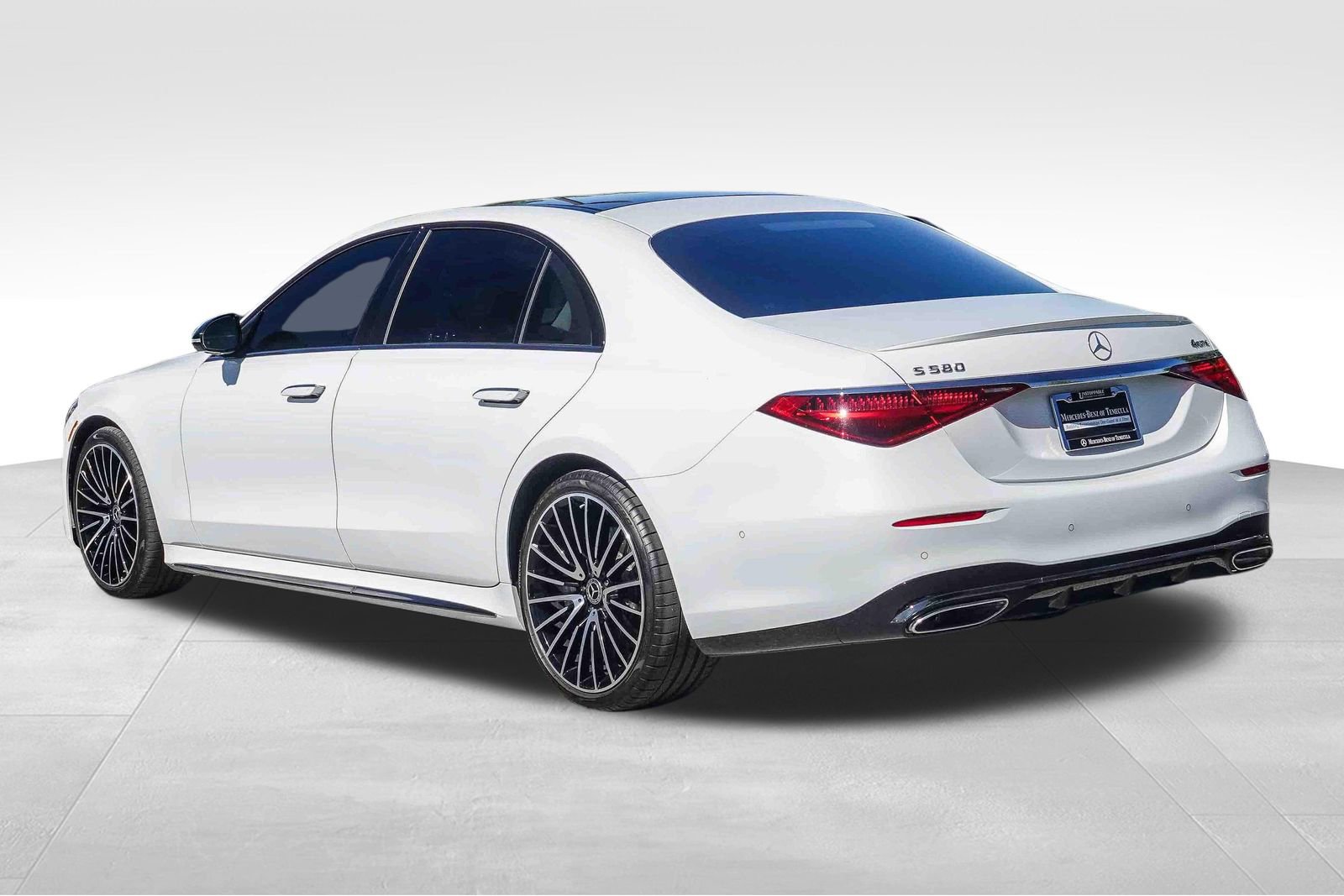 Certified 2024 Mercedes-Benz S 580 4MATIC Sedan image 5
