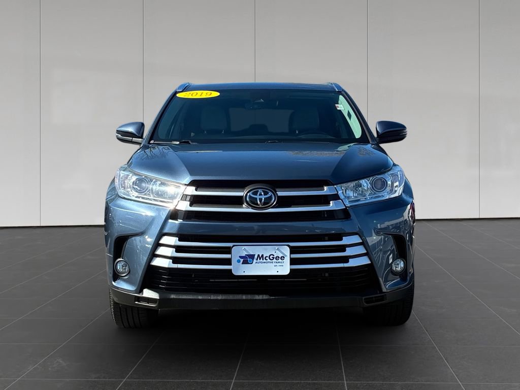 Used 2019 Toyota Highlander XLE AWD/4WD image 8