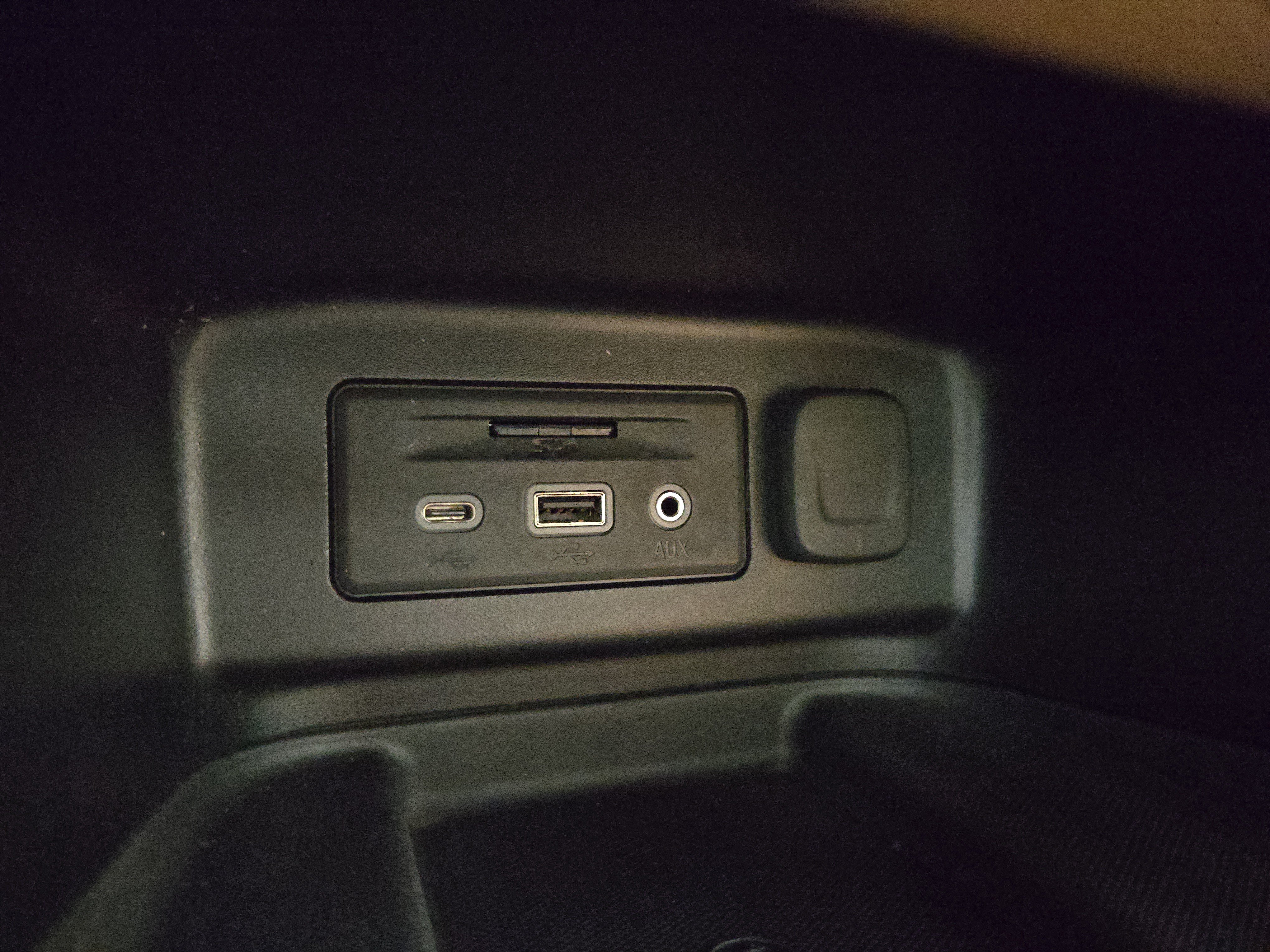 Certified 2019 Chevrolet Equinox Premier FWD image 29