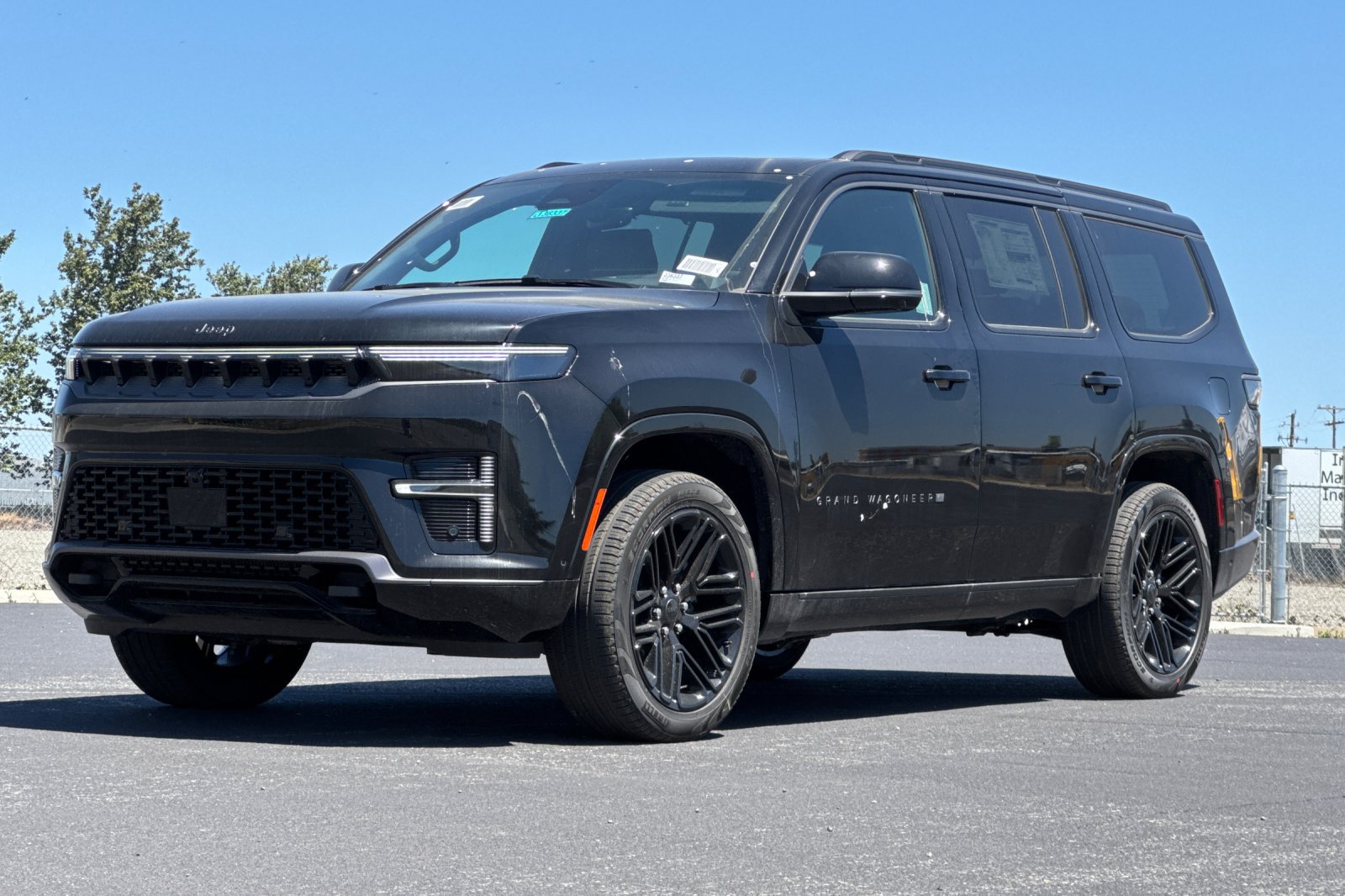 New 2026 Jeep Grand Wagoneer Limited AWD/4WD image 7