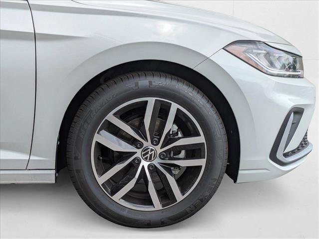 New 2025 Volkswagen Jetta SE image 19