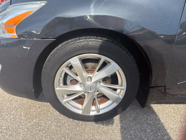 Used 2014 Nissan Altima 2.5 SL w/ Technology Package FWD image 35
