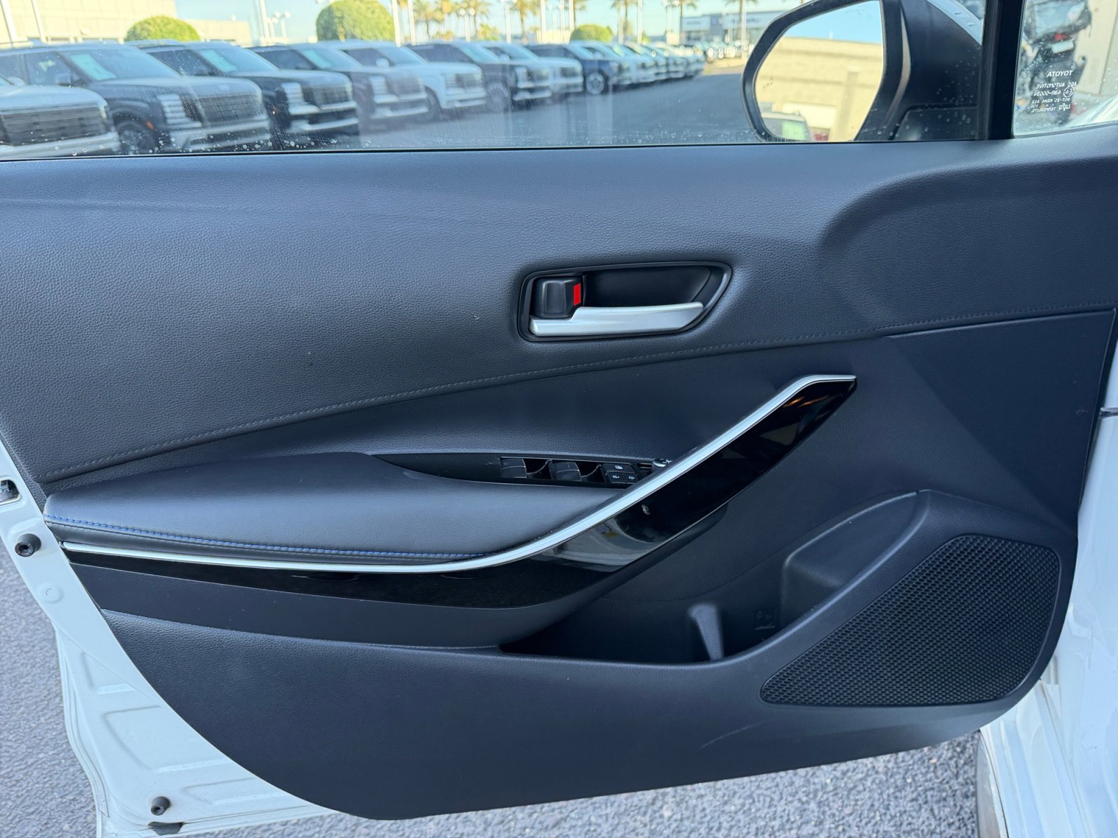 Used 2020 Toyota Corolla XSE w/ Carpet Mat Package (TMS) FWD image 13