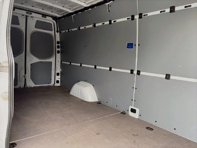 Certified 2025 Mercedes-Benz Sprinter 2500 image 25