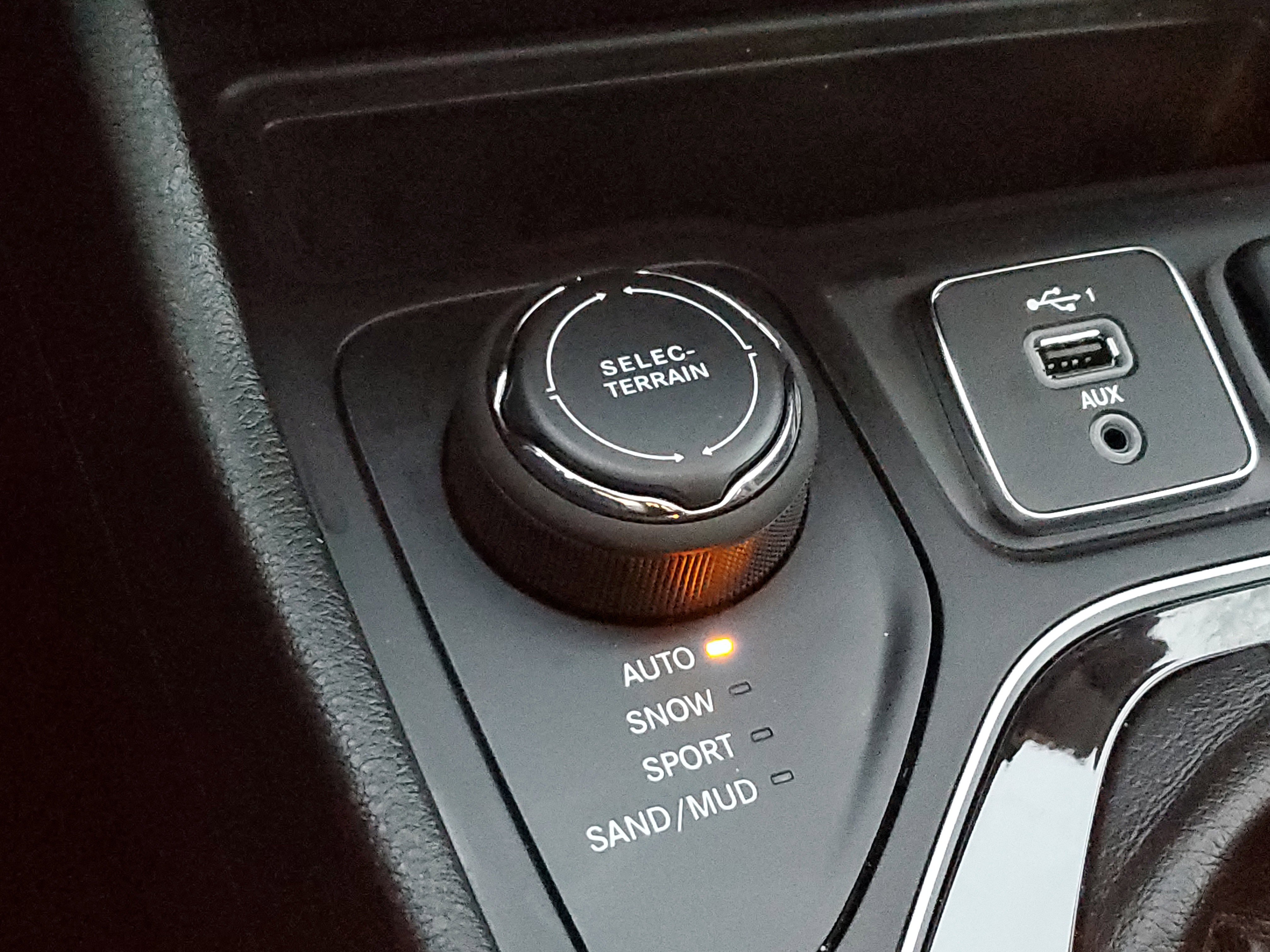 Used 2022 Jeep Cherokee Limited w/ Elite Package image 30