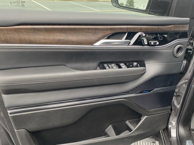 New 2024 Jeep Grand Wagoneer Series I w/ HD Trailer Tow Package image 12