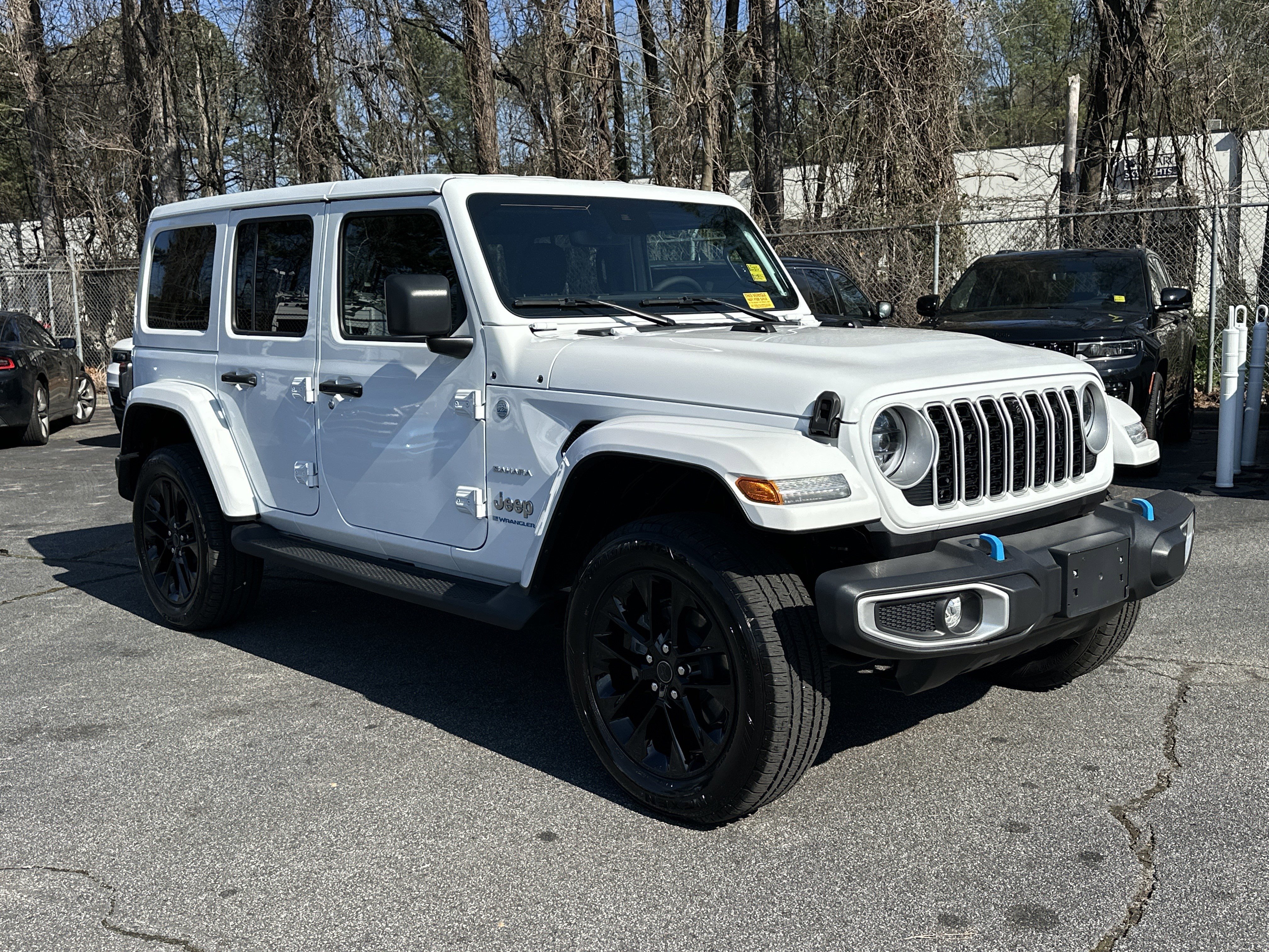 Used 2024 Jeep Wrangler Sahara w/ Technology Group image 2