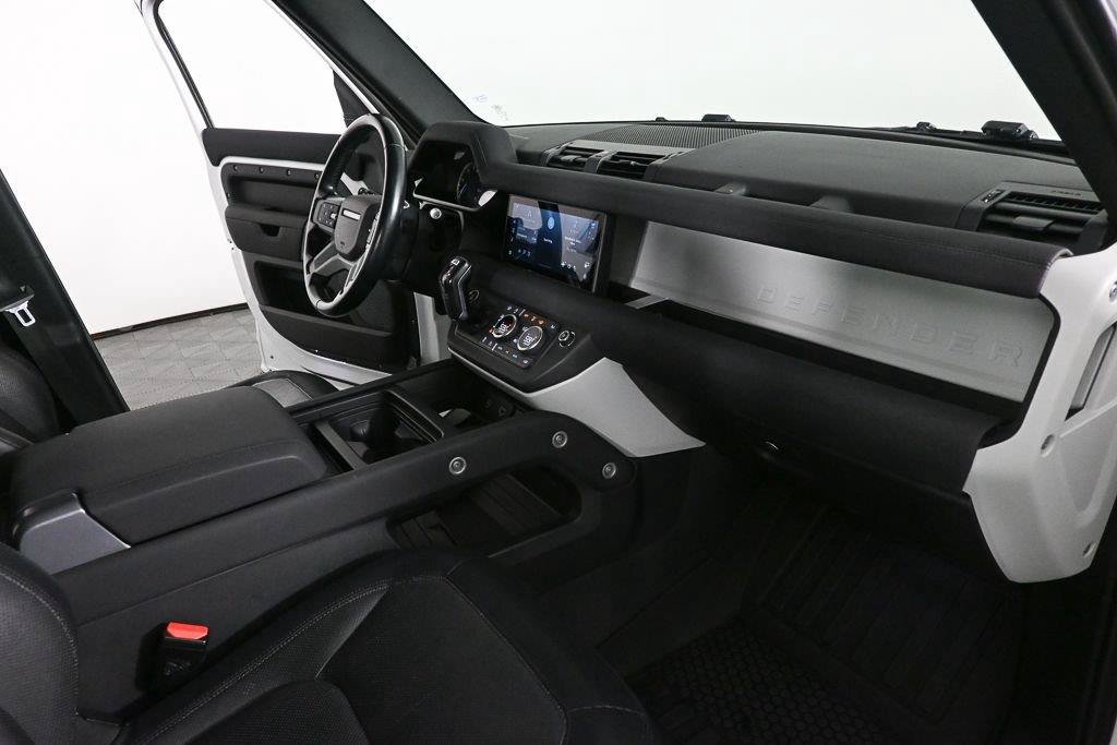 Used 2023 Land Rover Defender 110 X-Dynamic SE AWD/4WD image 22
