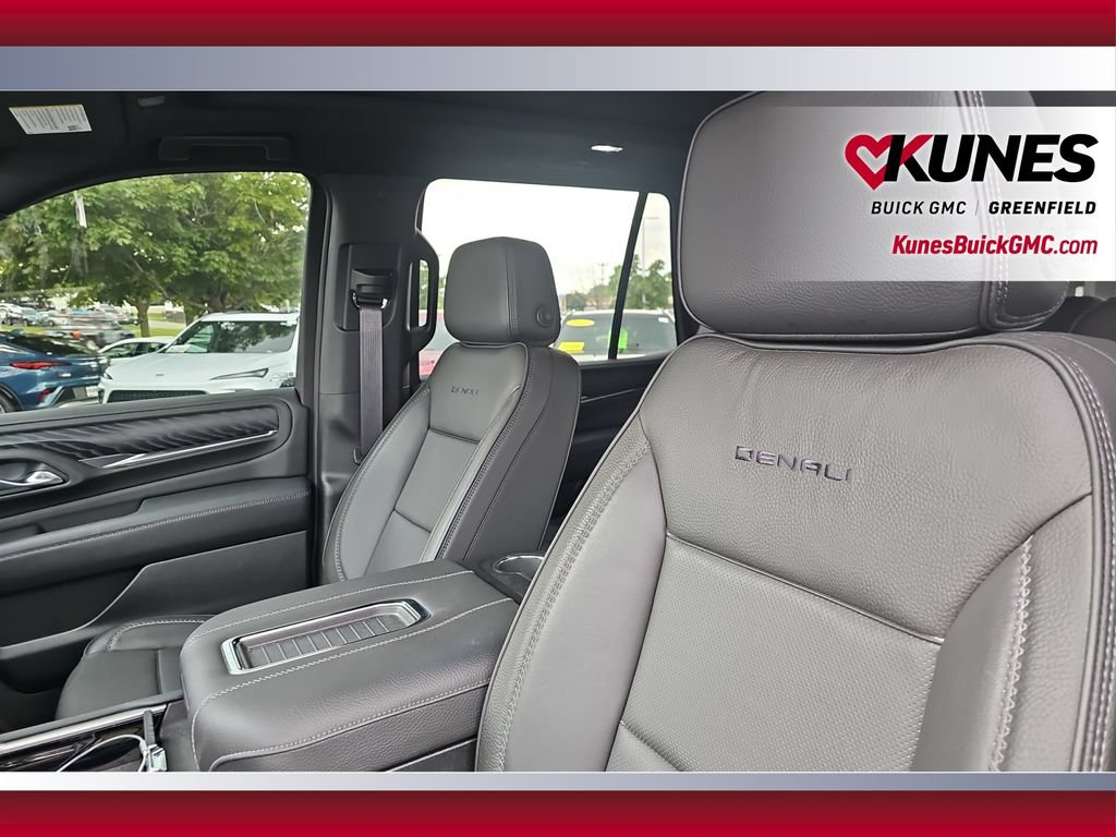 Used 2024 GMC Yukon Denali AWD/4WD image 23