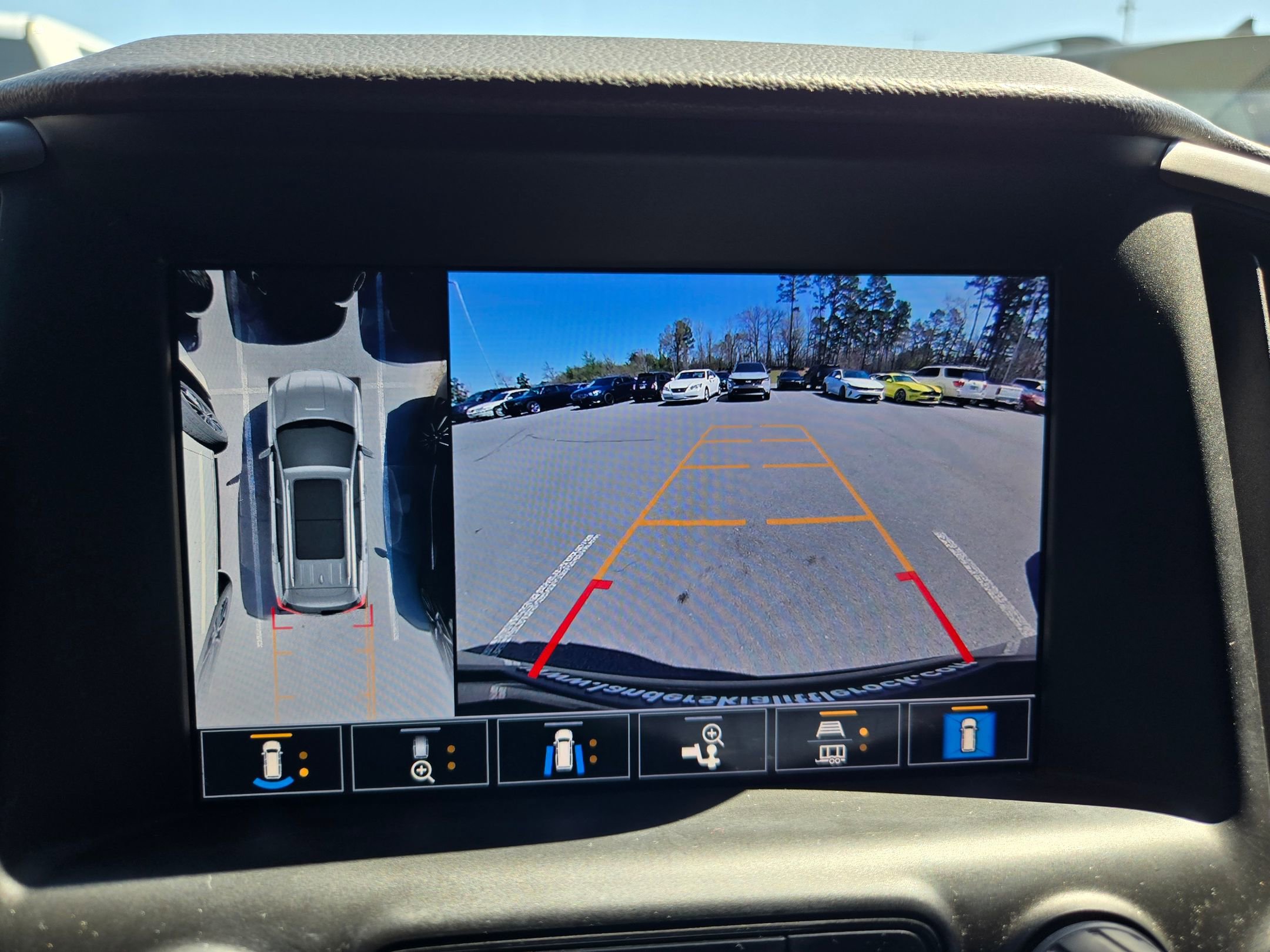 Used 2023 GMC Terrain AT4 w/ Infotainment Package II image 30