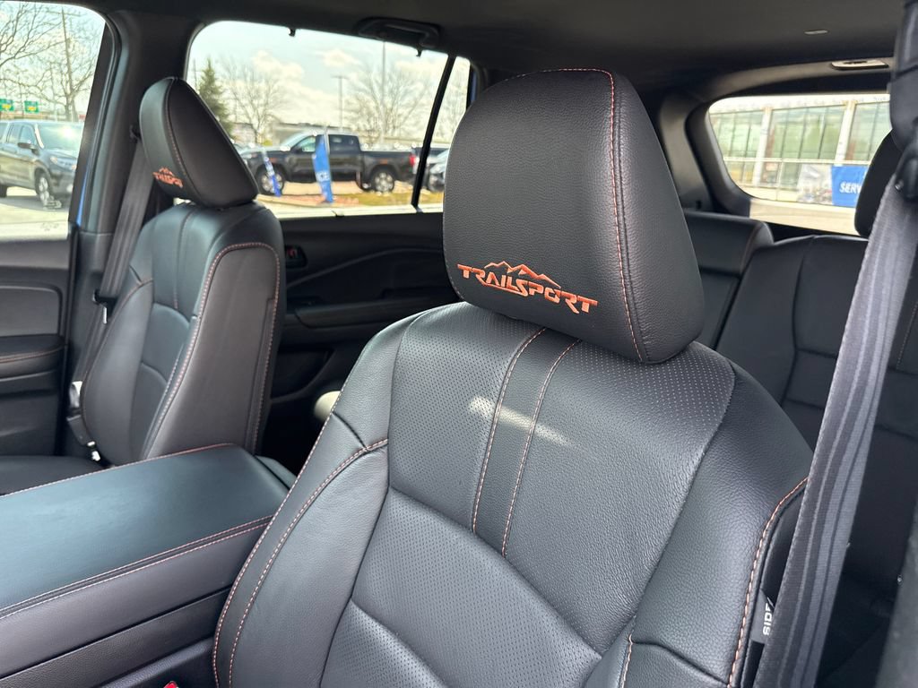 Certified 2025 Honda Passport TrailSport image 13