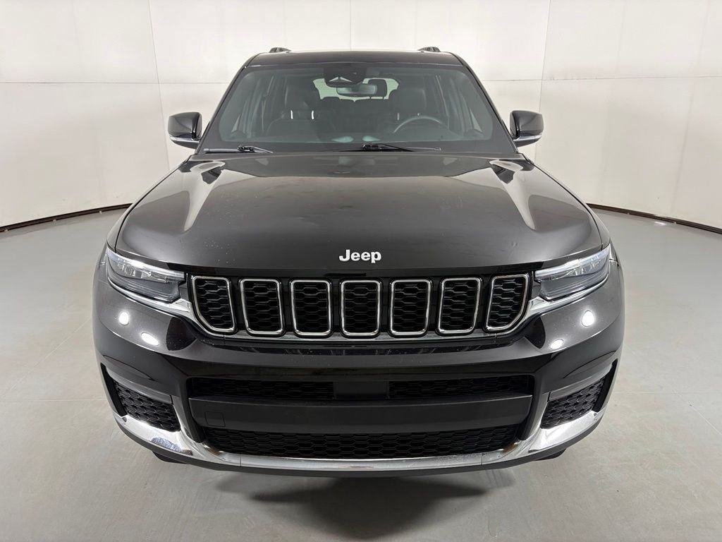 Used 2024 Jeep Grand Cherokee L Limited AWD/4WD image 4