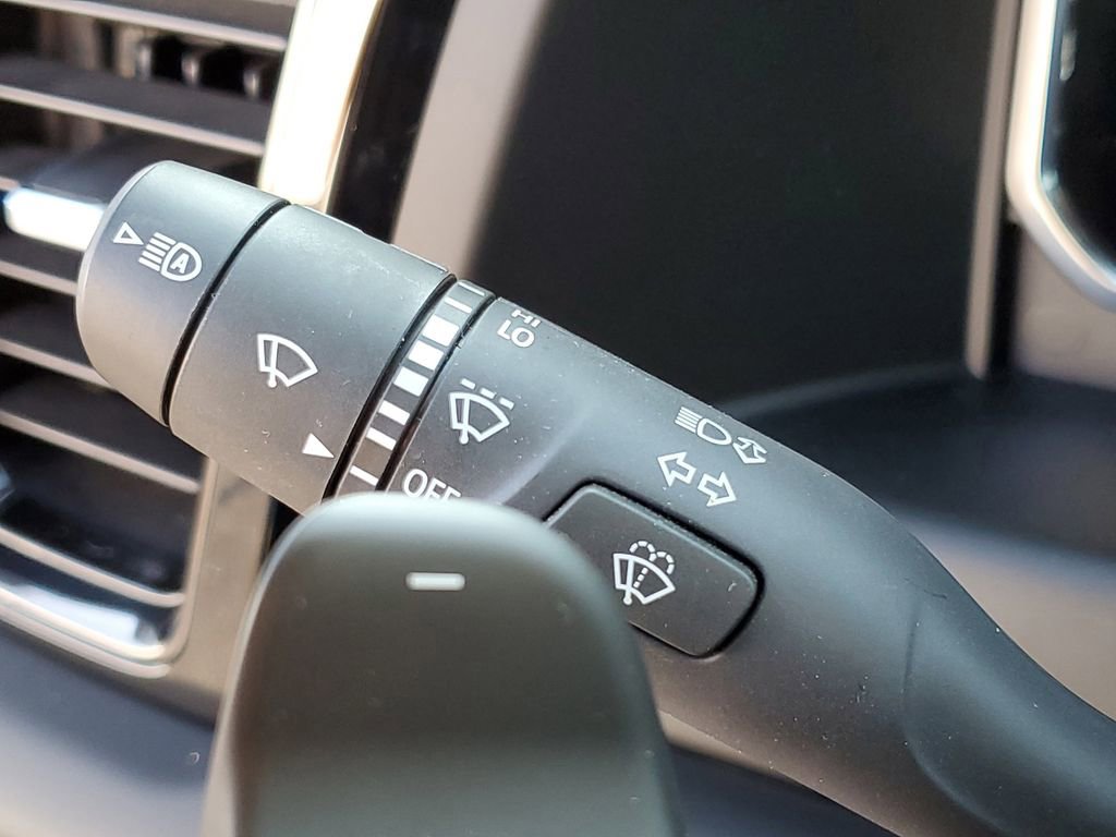 Used 2024 GMC Sierra 1500 AT4 w/ Technology Package image 14