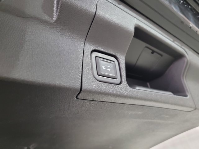 Used 2021 GMC Acadia SLE image 57