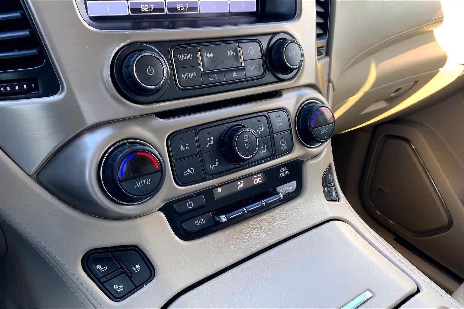 Used 2019 GMC Yukon Denali image 35