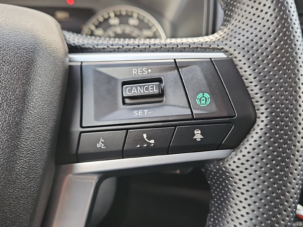 Used 2025 Mitsubishi Outlander SE AWD/4WD image 19