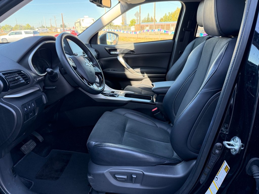 Used 2025 Mitsubishi Eclipse Cross SE AWD/4WD image 12