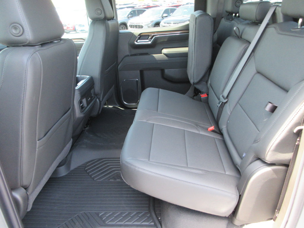 New 2026 Chevrolet Silverado 1500 LT Trail Boss w/ LT Trail Boss Premium Package AWD/4WD image 18