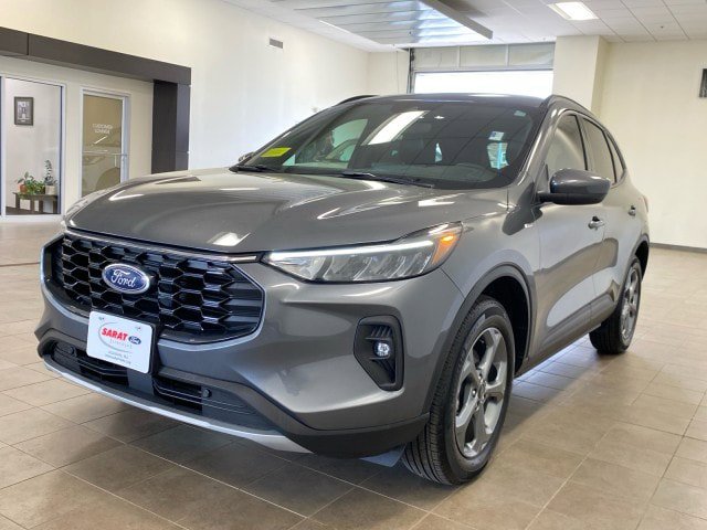 Used 2025 Ford Escape ST-Line Select w/ Tech Pack #1 AWD/4WD image 4