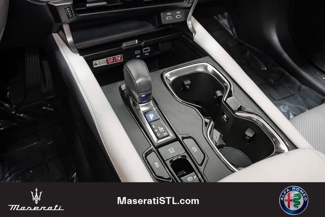 Used 2025 Lexus RX 350 Premium w/ Accessory Package (Z1) image 15