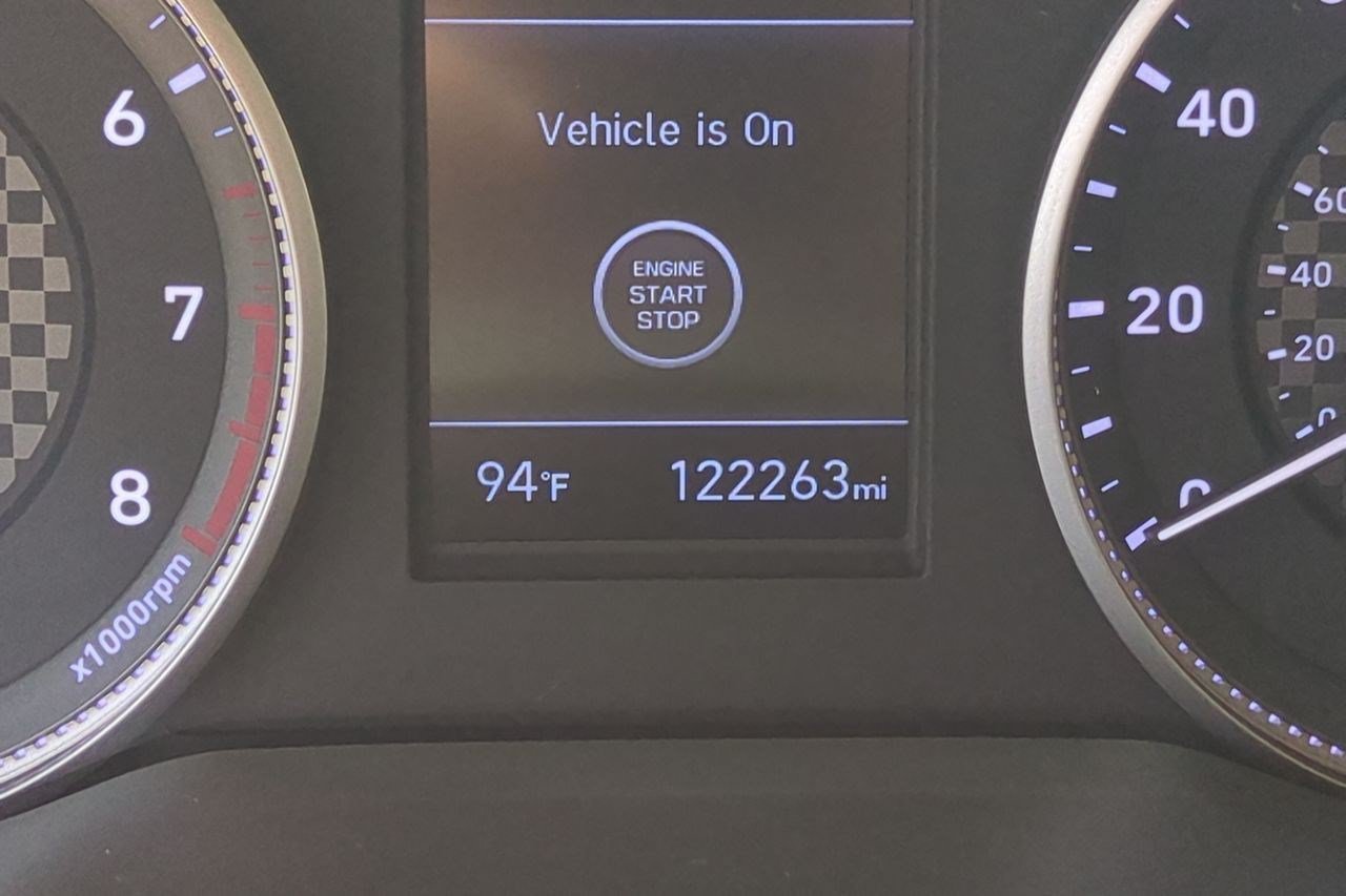 Used 2020 Hyundai Elantra Limited FWD image 15