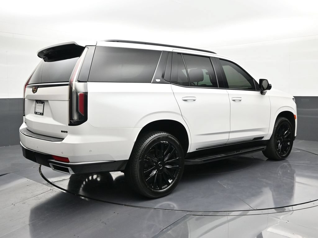 Used 2022 Cadillac Escalade Premium Luxury AWD/4WD image 5