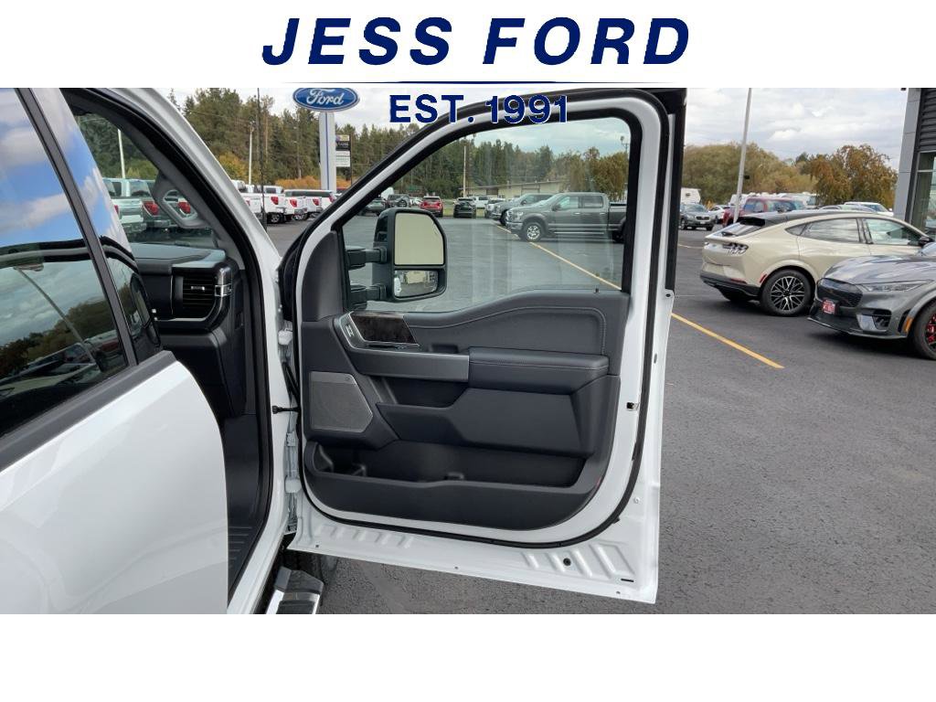 New 2026 Ford F350 Lariat image 9