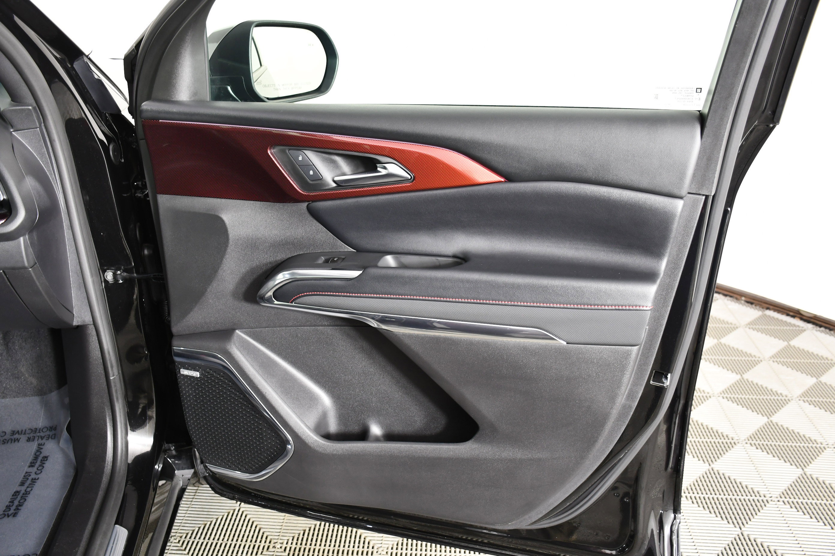 Used 2026 Chevrolet Traverse RS image 31