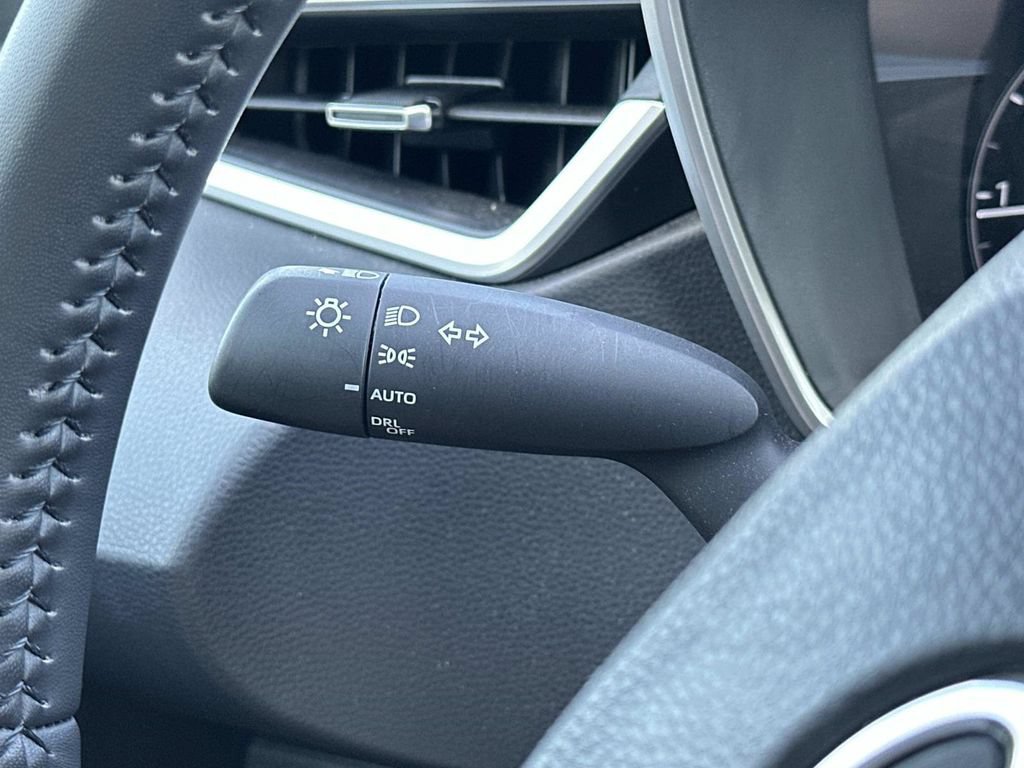 Used 2023 Toyota Corolla SE FWD image 36