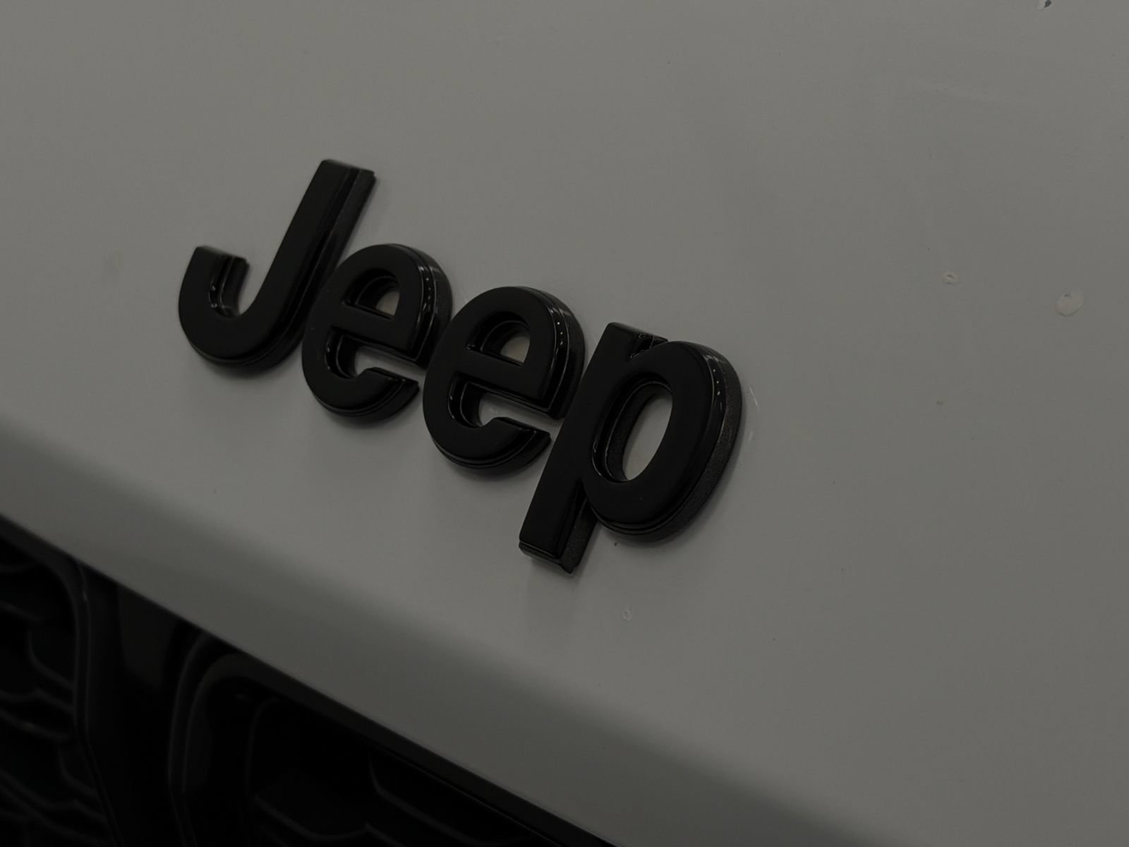 Used 2021 Jeep Grand Cherokee L Laredo AWD/4WD image 14