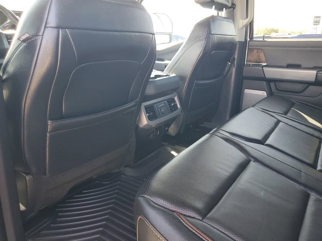 Used 2024 Ford F250 Lariat image 23