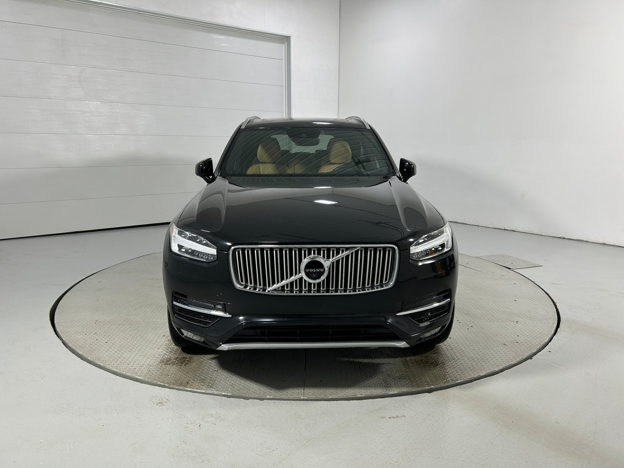 Used 2017 Volvo XC90 T6 Inscription w/ Luxury Package AWD/4WD image 17