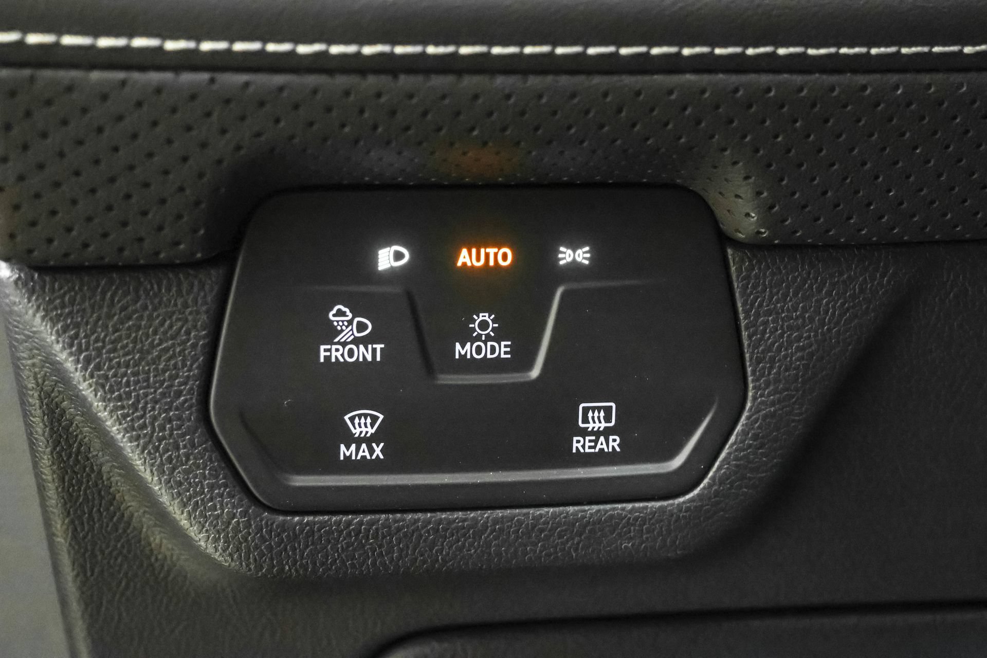 Used 2026 Volkswagen Atlas SE AWD/4WD image 23