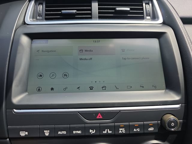 Used 2019 Jaguar E-PACE R-Dynamic SE AWD/4WD image 25