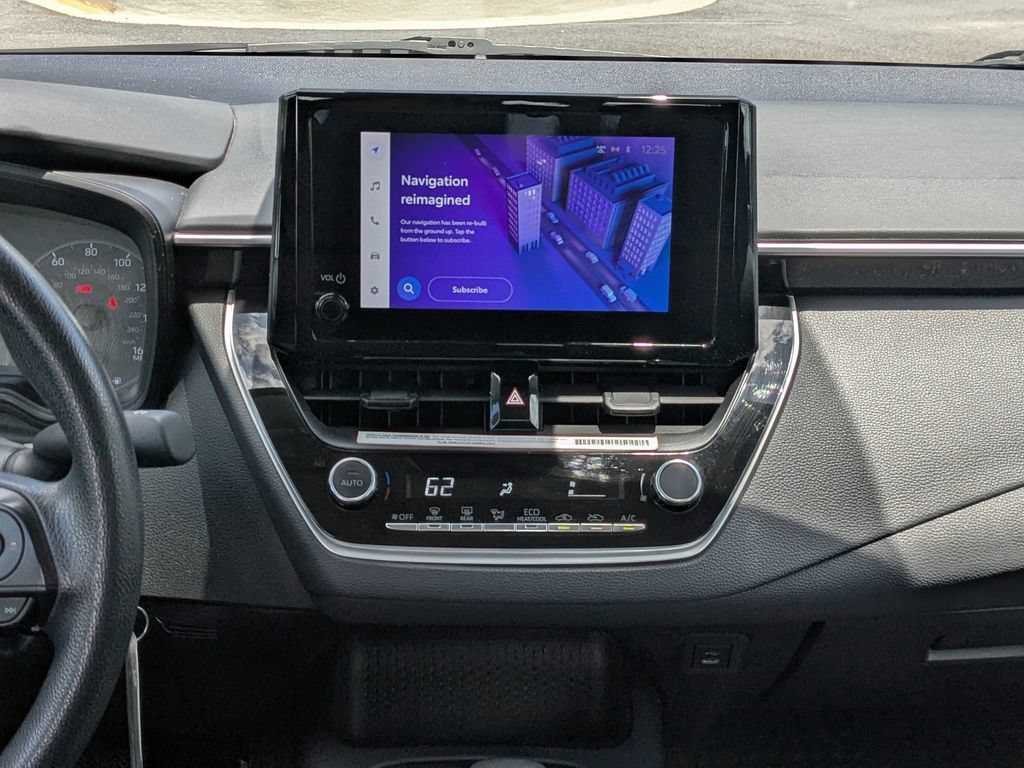 Used 2024 Toyota Corolla LE FWD image 18