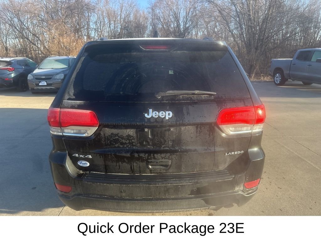 Used 2017 Jeep Grand Cherokee Laredo w/ Quick Order Package 23E image 9