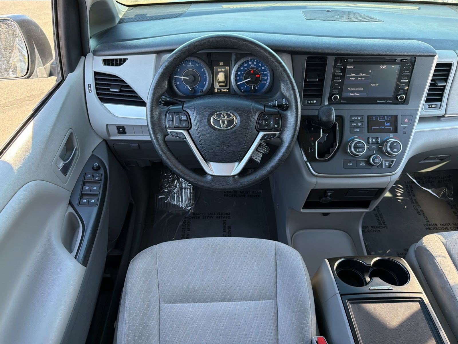 Used 2020 Toyota Sienna LE AWD/4WD image 26