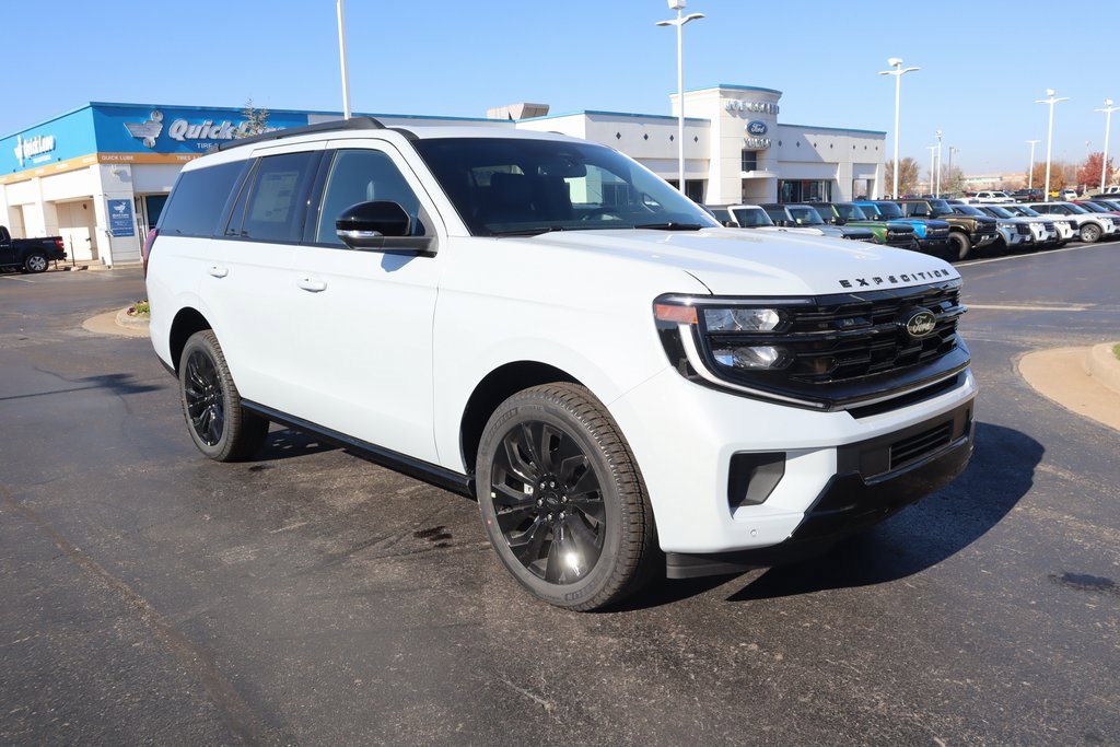 New 2025 Ford Expedition Platinum w/ Stealth Appearance Package image 1