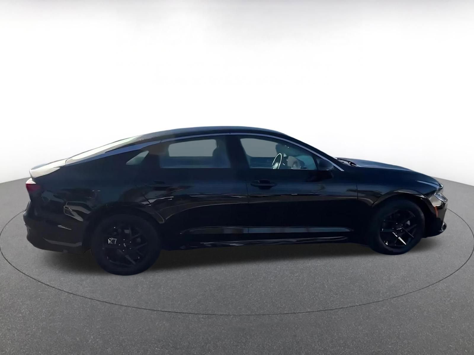 Used 2025 Kia K5 LXS image 16