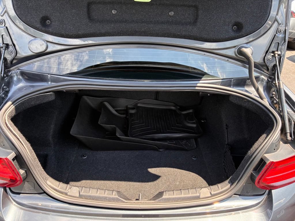 Used 2018 BMW M2 RWD image 14
